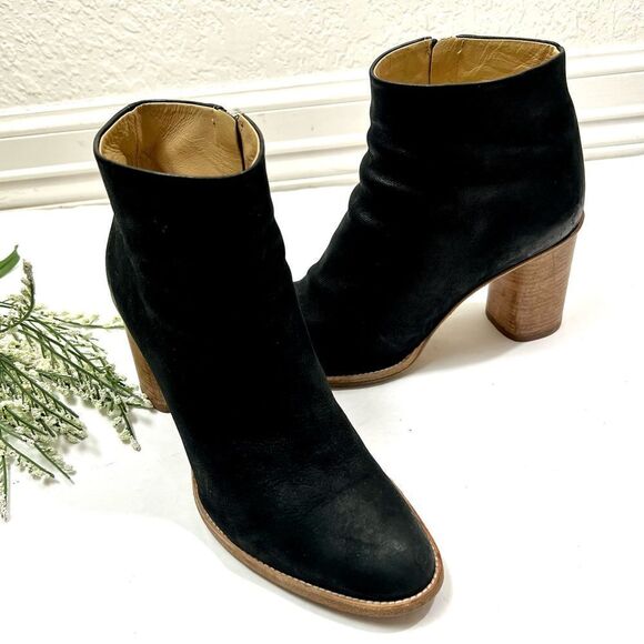 M. Gemi The Finezza Black Leather Ankle Boots - Picture 1 of 13